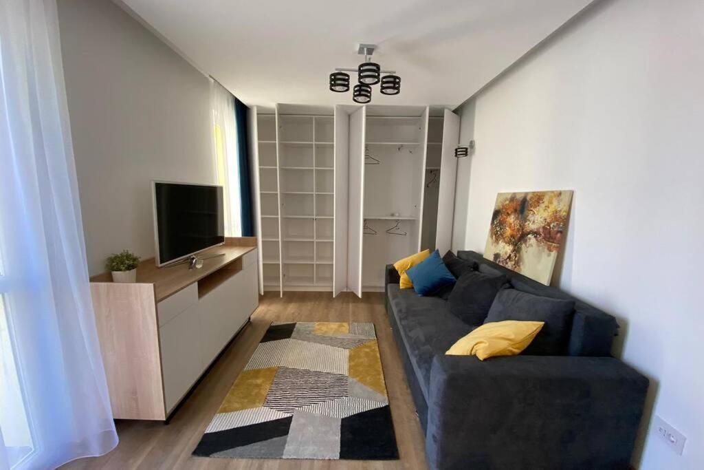 Cozy Apartment In The Business Area Of Bukarest Eksteriør billede